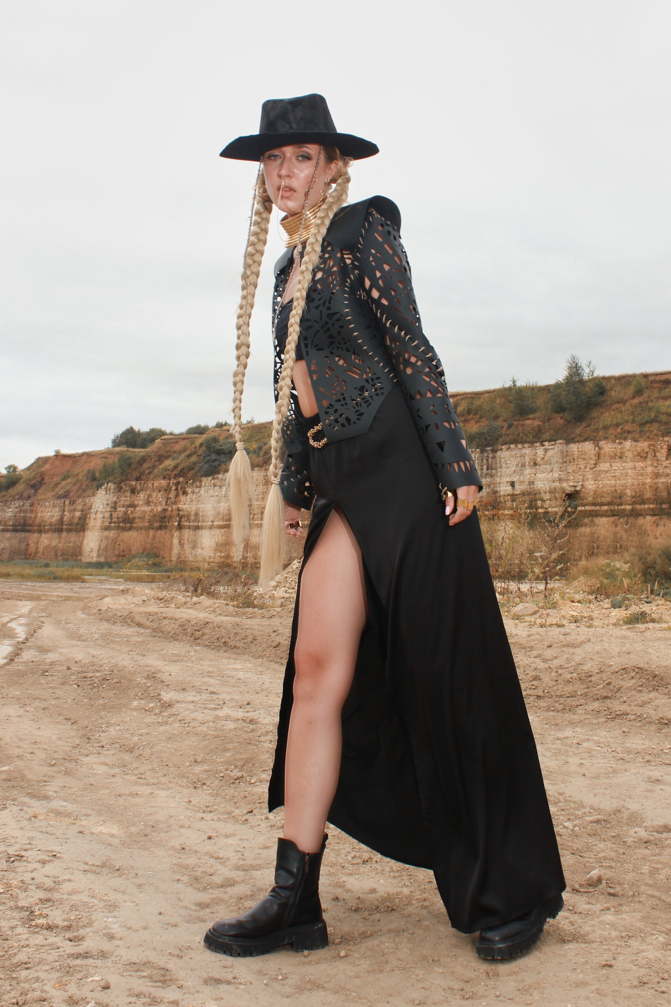 Geschnitzte Kunstlederjacke