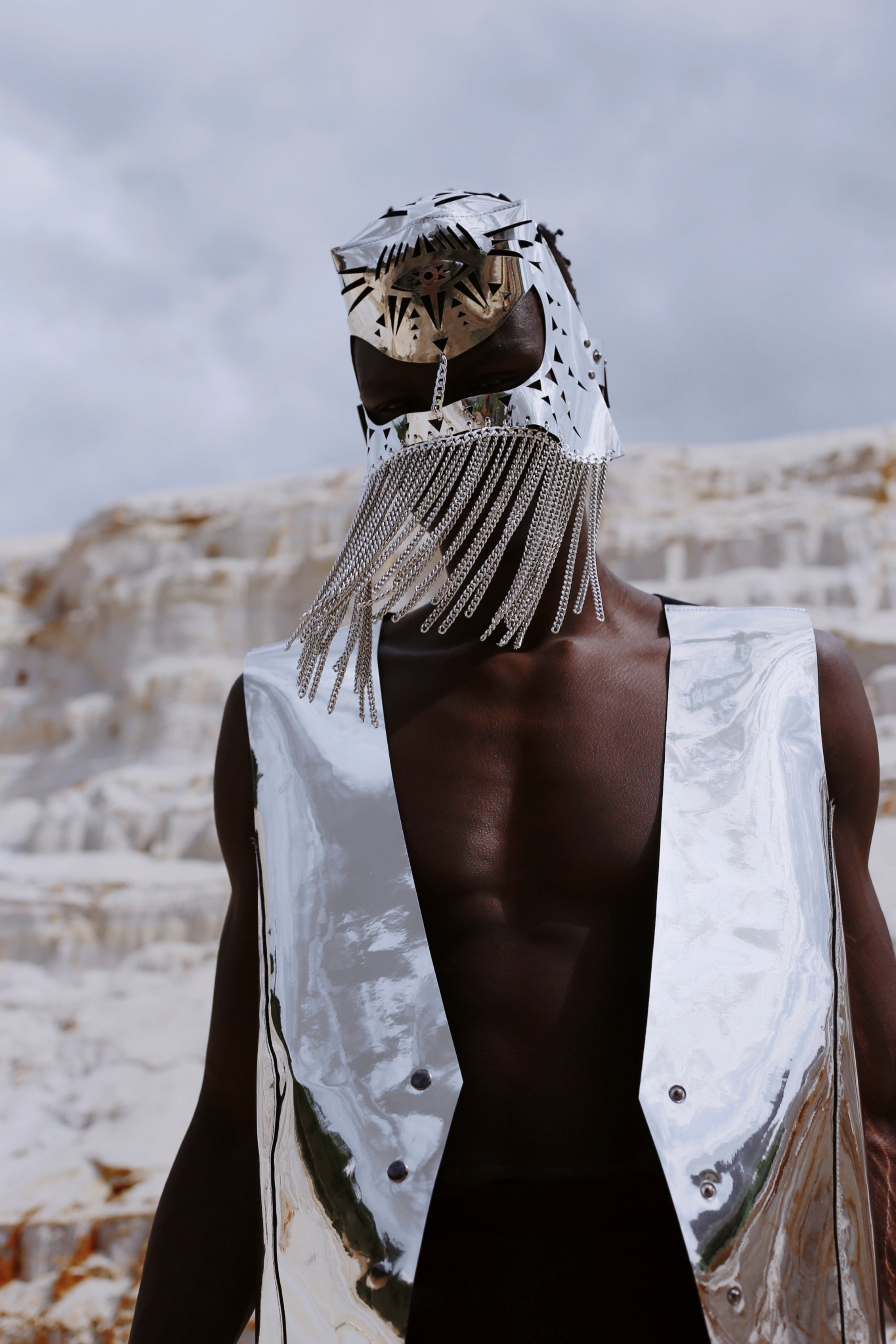 Set / Mask, Vest, Cuffs / SILVER